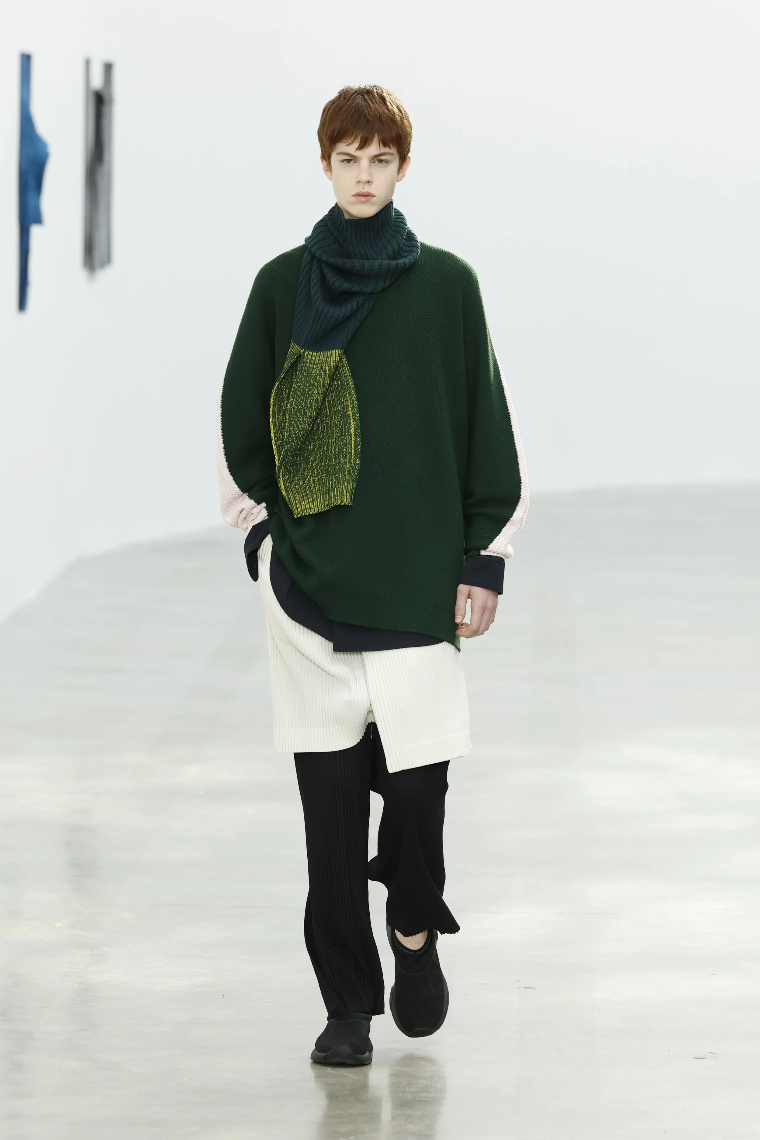 HOMME PLISSE ISSEY MIYAKE 24AW ノンスリーブ